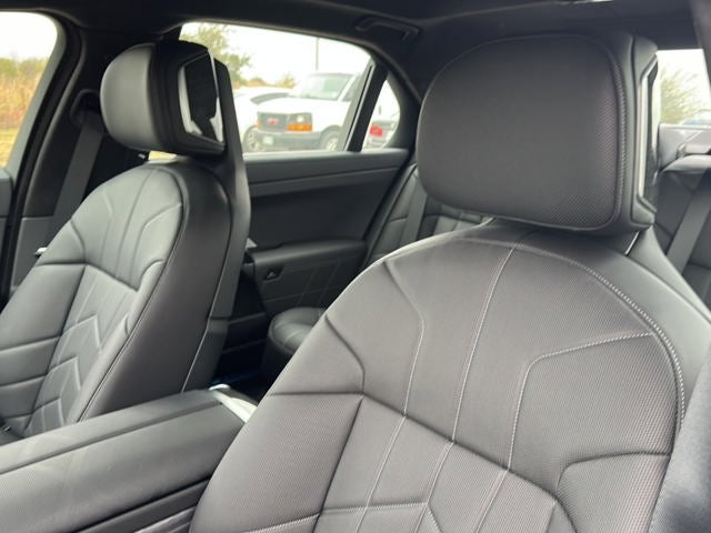 2026 BMW 7 Series 740i