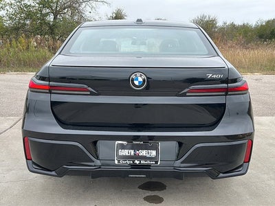 2026 BMW 7 Series 740i