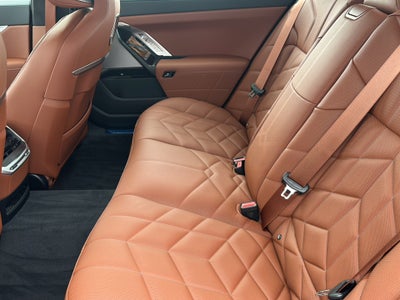 2025 BMW 760 i xDrive
