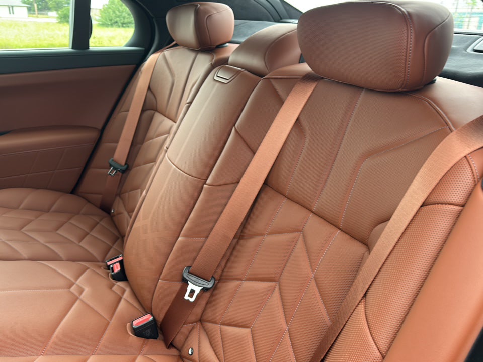 2025 BMW 760 i xDrive