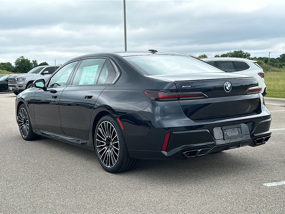 2025 BMW 760 i xDrive