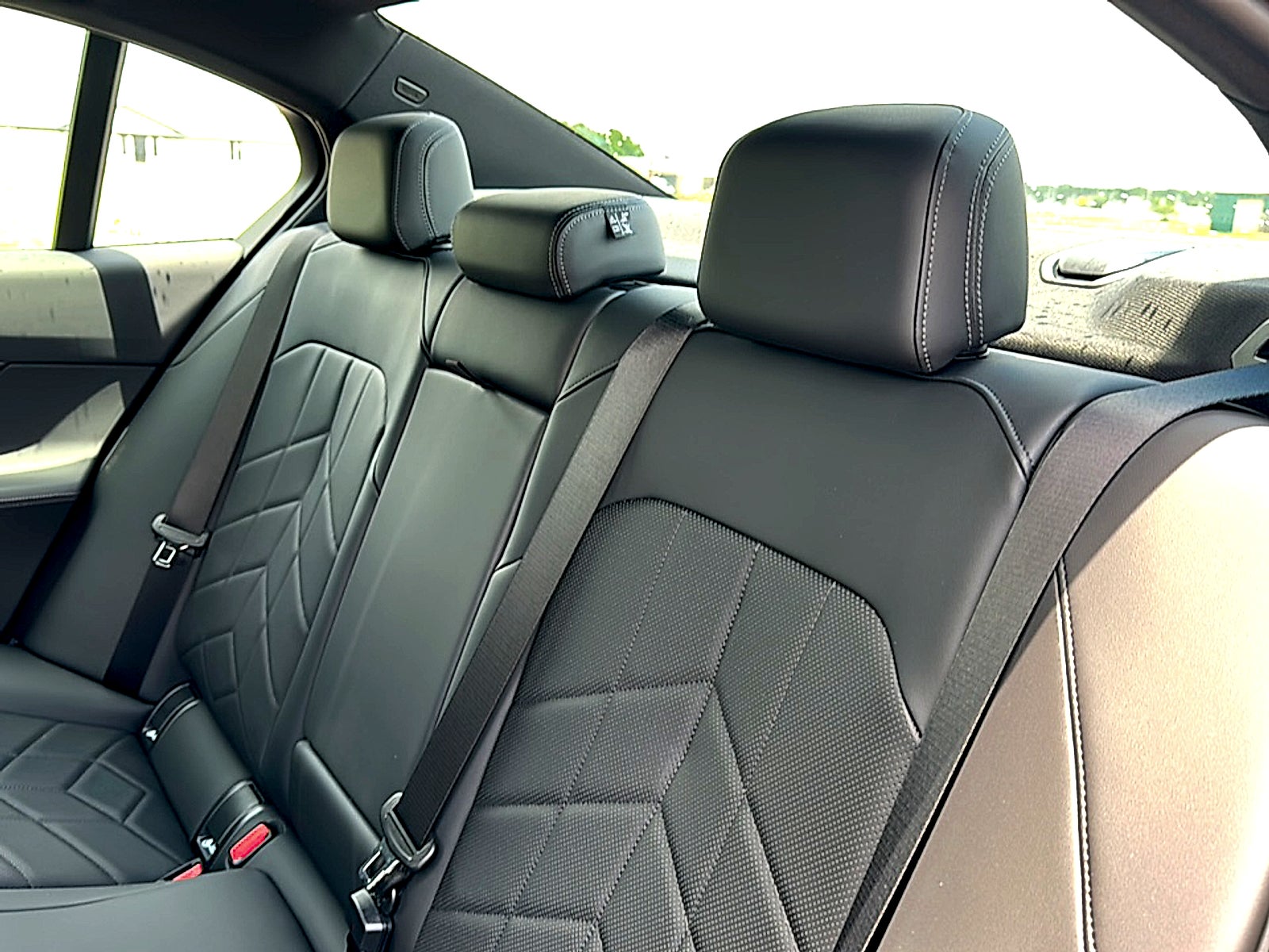 2027 BMW 5 Series 530i