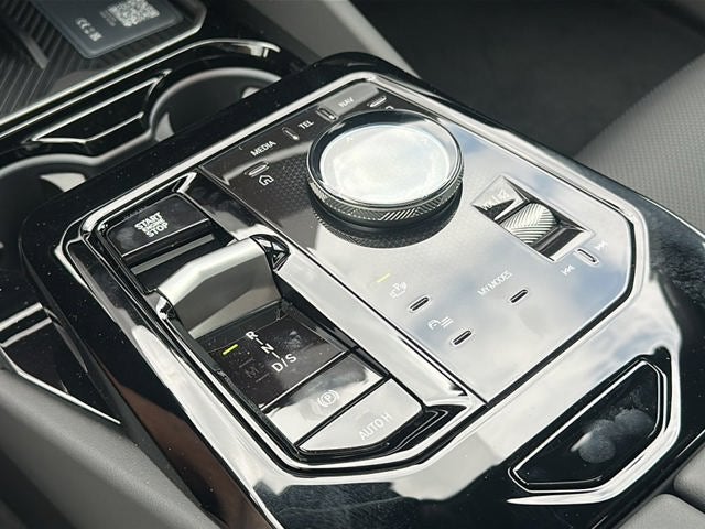 2026 BMW 5 Series 530i