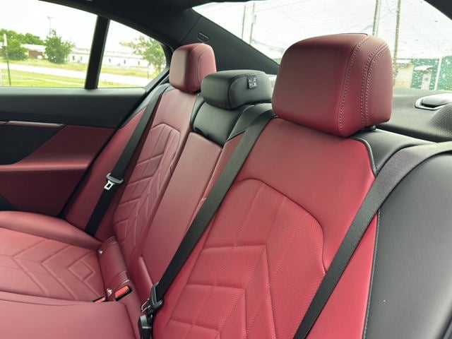 2026 BMW 5 Series 530i