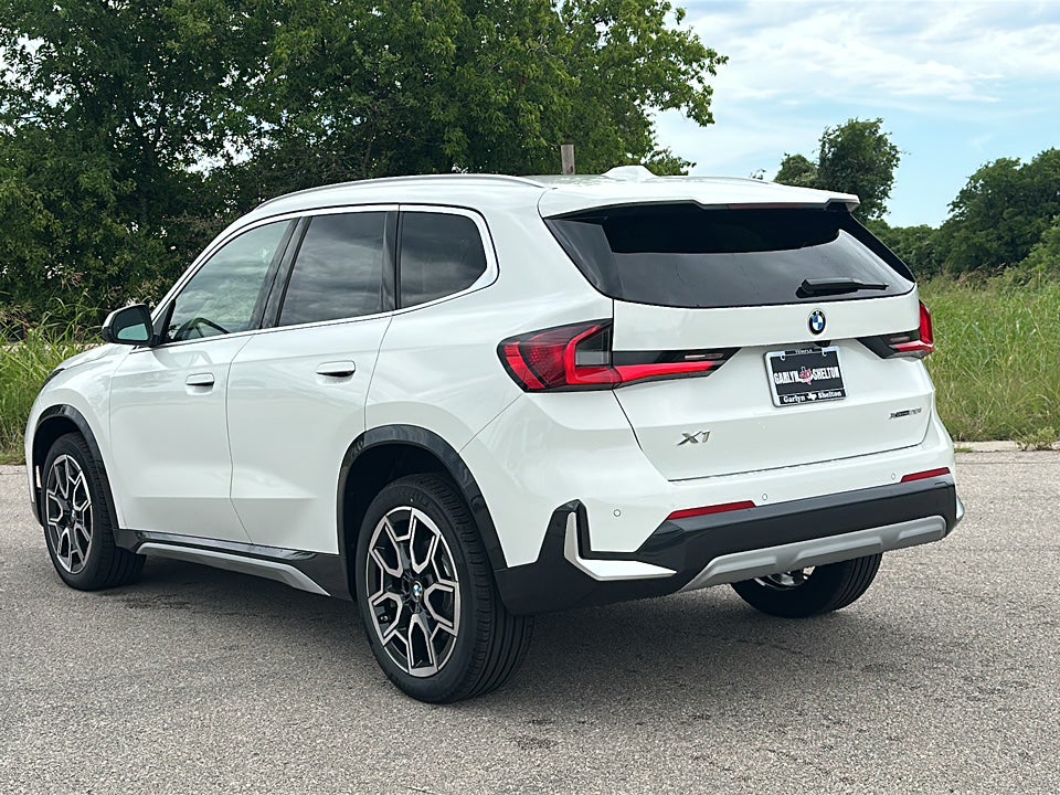 2025 BMW X1 xDrive28i