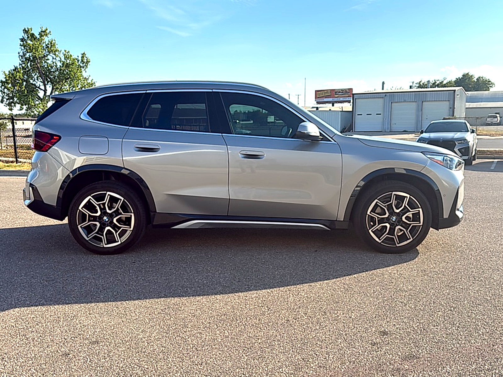 2025 BMW X1 xDrive28i