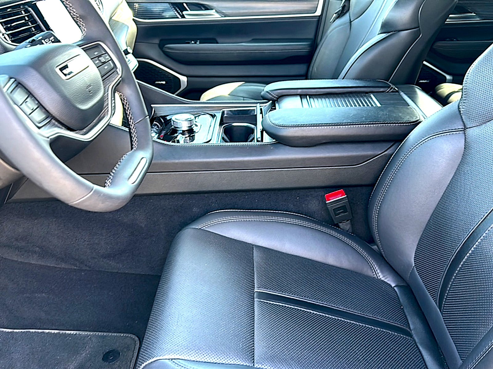 2023 Jeep Wagoneer Series II 4x4