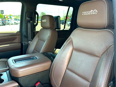 2023 Chevrolet Suburban High Country
