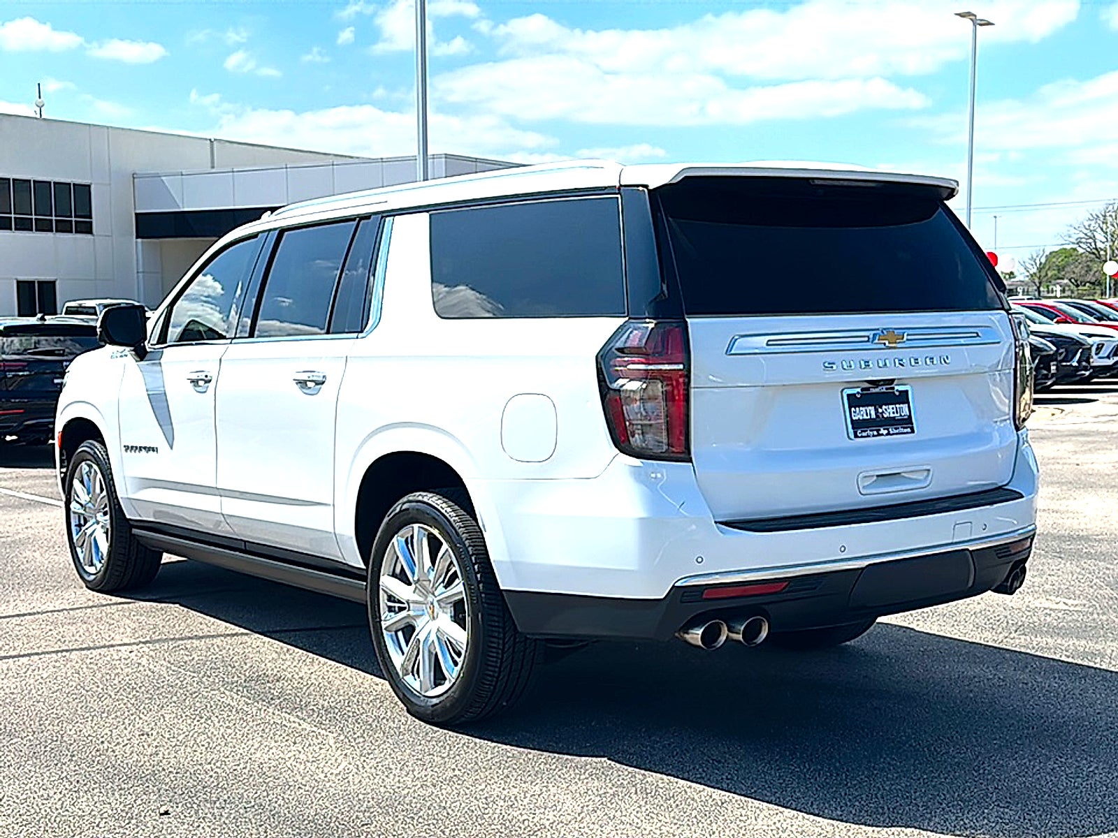 2023 Chevrolet Suburban High Country