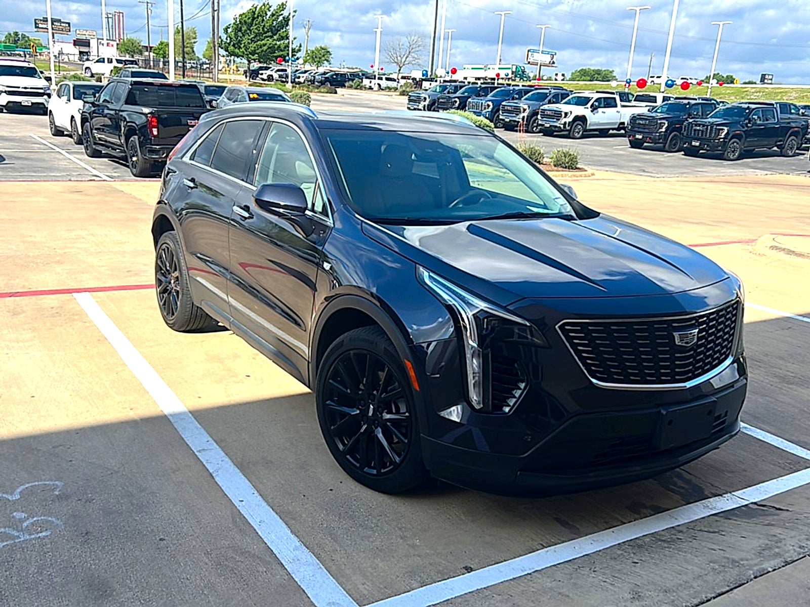 2023 Cadillac XT4 Luxury
