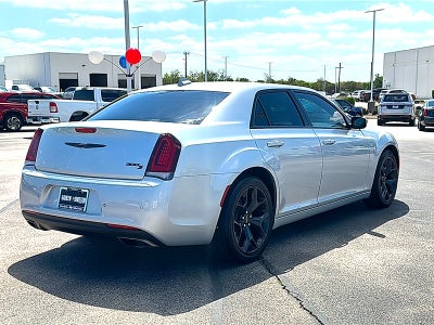 2022 Chrysler 300 S