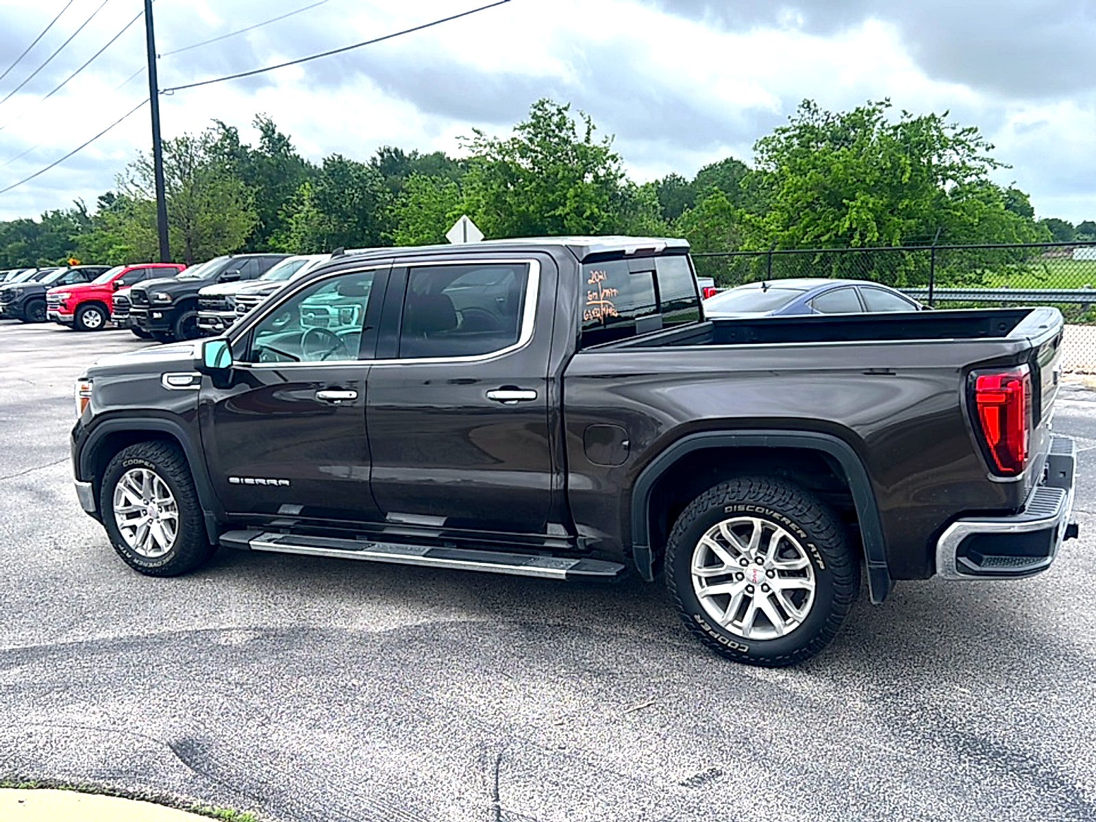 2021 GMC Sierra 1500 SLT