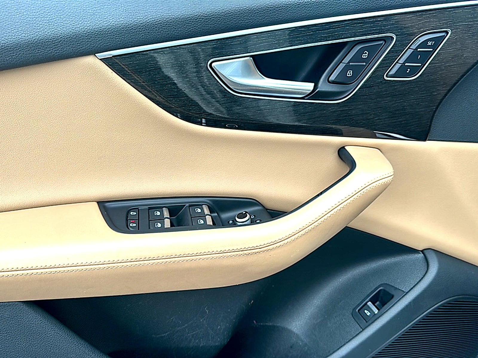 2021 Audi Q7 Premium Plus 55 TFSI quattro Tiptronic