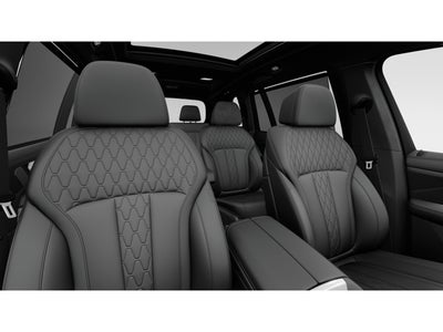 2027 BMW X7 M60i